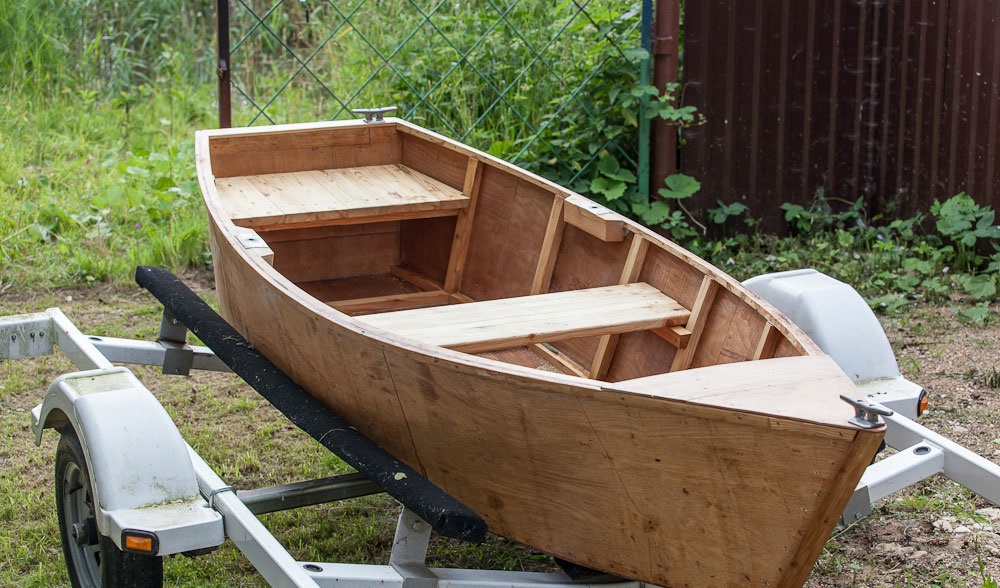 лодка из дерева